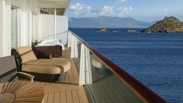 Celebrity Cruises Celebrity Millennium Royal Suite 1.jpg